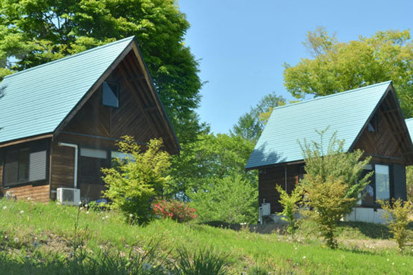 高津屋森林公園コテージ